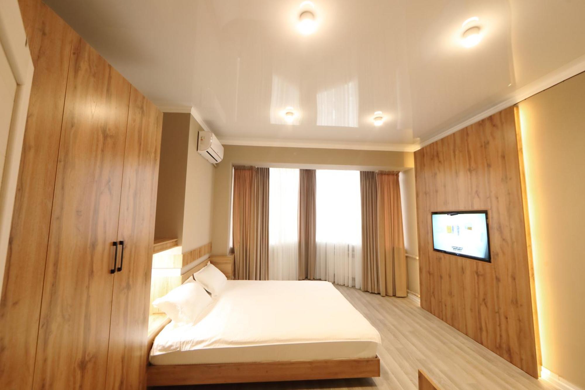 Cozy Hostel Bishkek Exterior photo